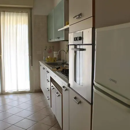 50 Metri Tra Te E Il Mare Rimini